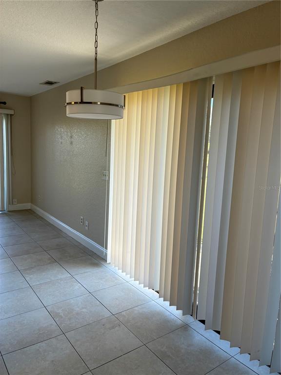 Building Photo - 16513 Lake Brigadoon Cir