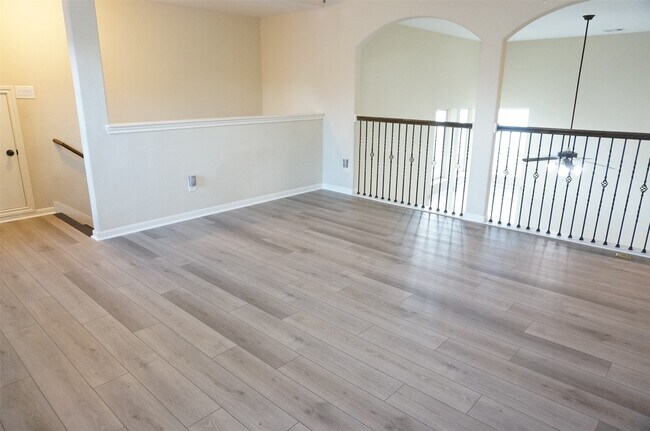 Building Photo - 6015 Mystic Berry Dr