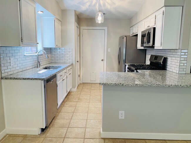 Building Photo - 1709 Mexican Plum Trl