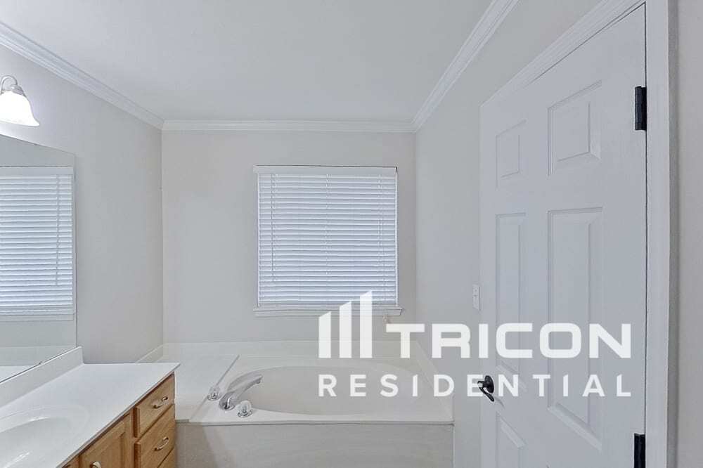 Building Photo - 310 Woodson Trail Dr