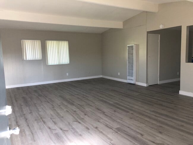Floorplan - 331 E. Wakefield Ave.