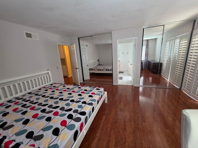 Building Photo - Rowland Heights Partially Furnished Home