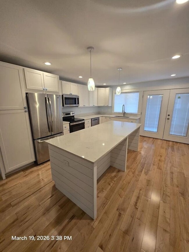 Building Photo - 21 Juniper St