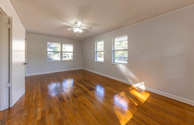 Building Photo - Welcome home!