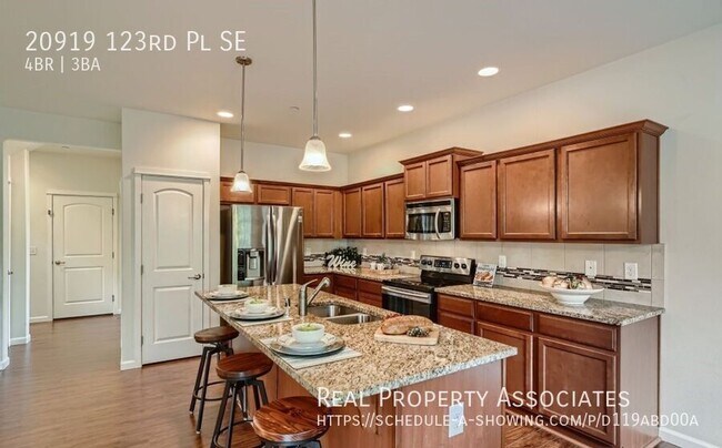 Building Photo - 20919 123rd Pl SE