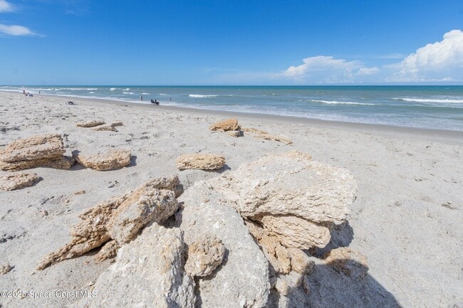 Building Photo - 141 E Exeter St