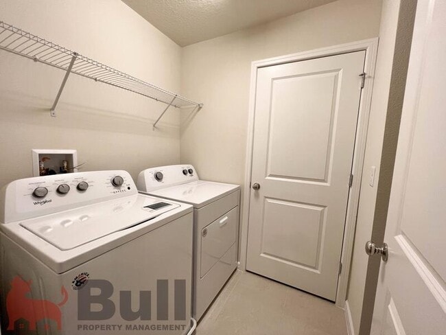 Building Photo - 10363 Folly Bch Rd