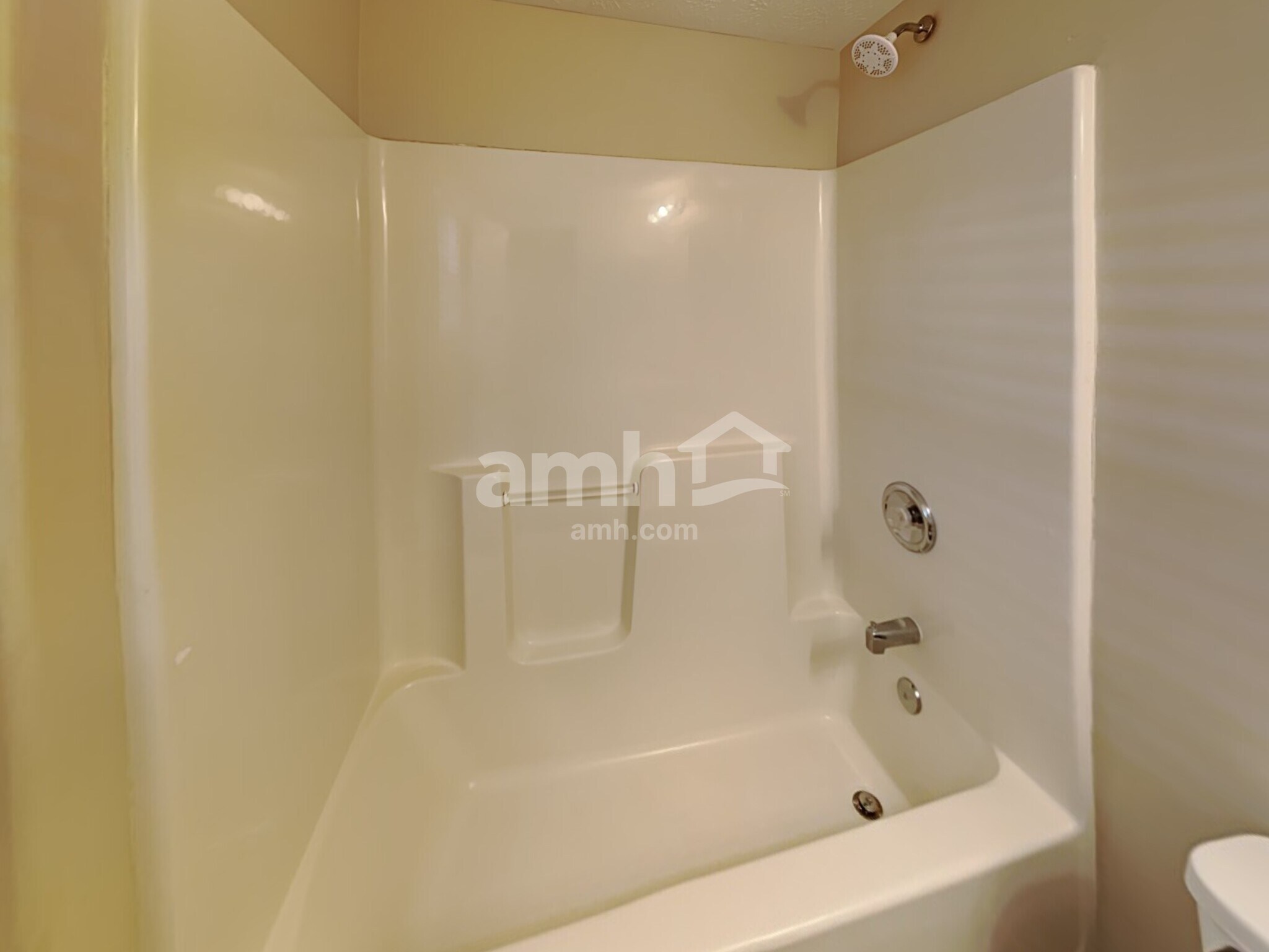 Building Photo - 3892 Refinement Way