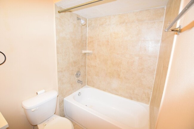 Building Photo - 2401 Barley Club Ct