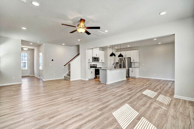 Building Photo - 160 Wood Orchid Ln