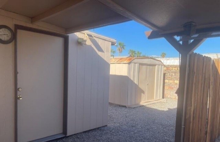 Building Photo - 13244 E 41st Ln