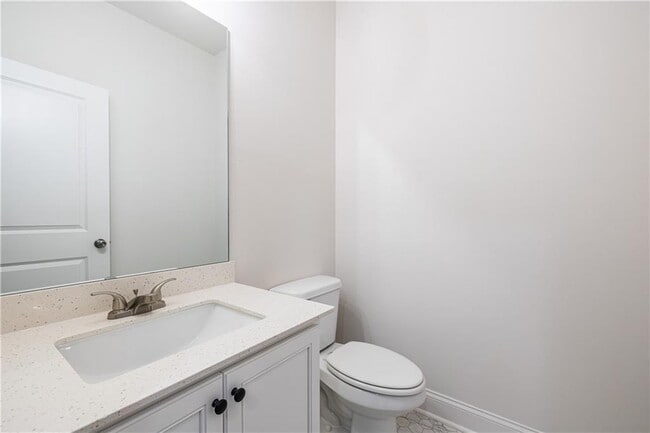 Building Photo - 1296 Ainsworth Alley