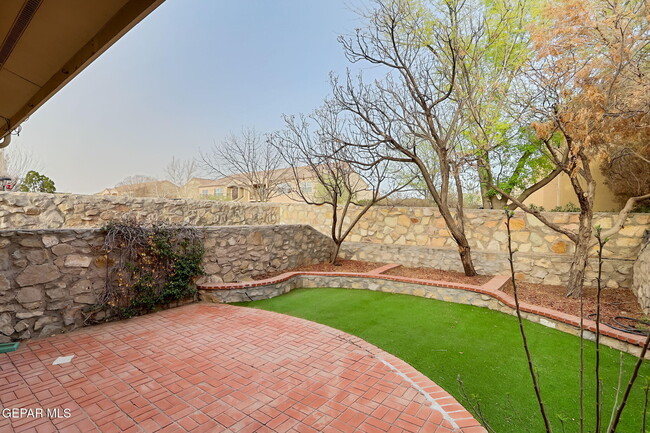 Building Photo - 1742 Pico Alto Dr