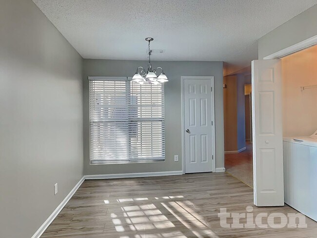 Building Photo - 1522 Mill Creek Rd