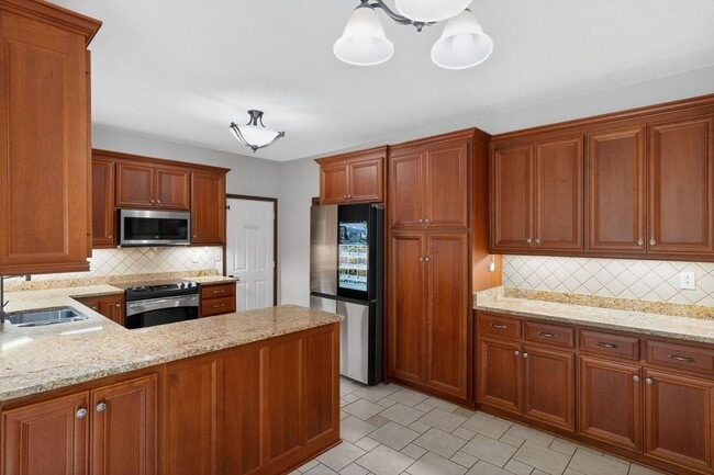 Building Photo - 14098 Stonefield Trail SE