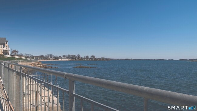 Building Photo - 49 Sound View Heights