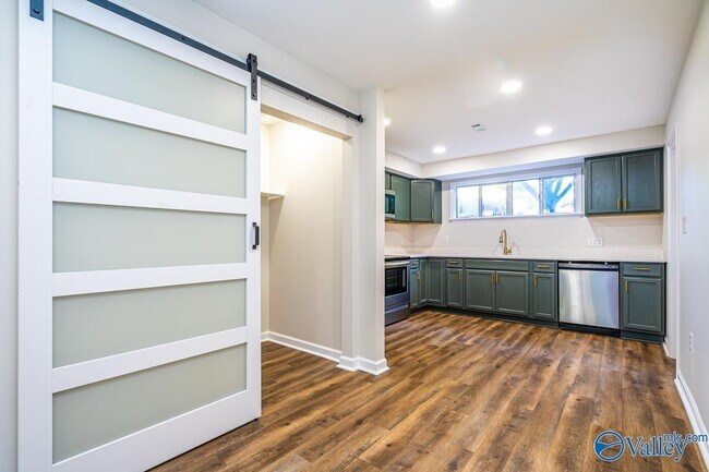 Building Photo - 7605 Fleming Hills Dr SW