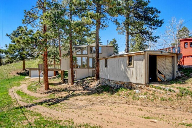 Building Photo - 24126 Cody Park Rd