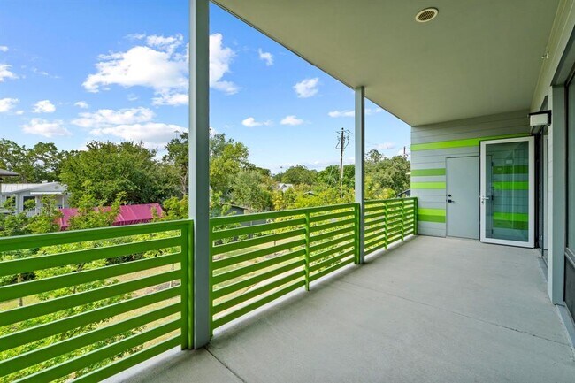 Building Photo - 4004 Banister Ln