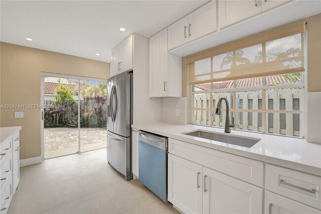 Building Photo - 1361 Springside Dr