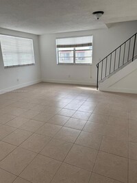 Building Photo - 1255 W 53rd St