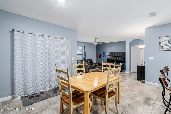 Building Photo - 6125 Orsino Ln