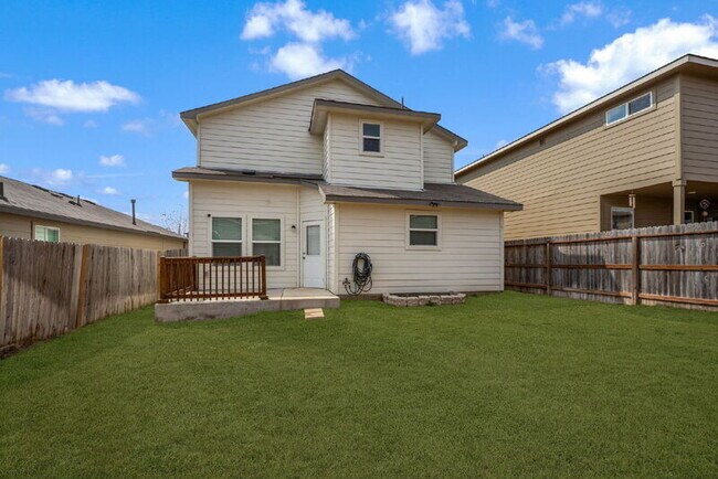 Building Photo - 15551 Crimson Topaz