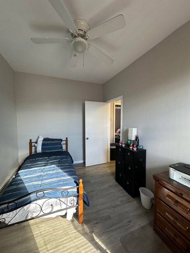 Building Photo - 46-48-48 E 17th St