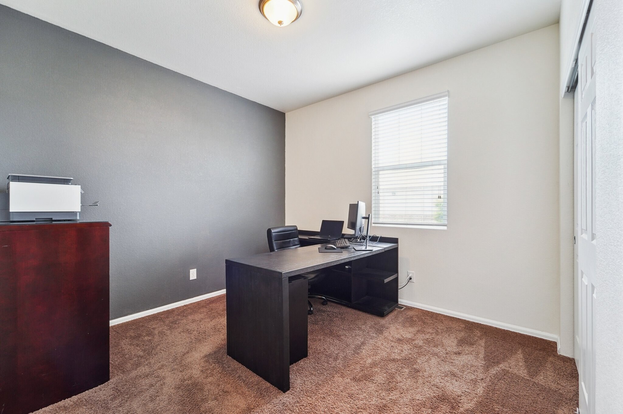 Building Photo - 166 Gem Way