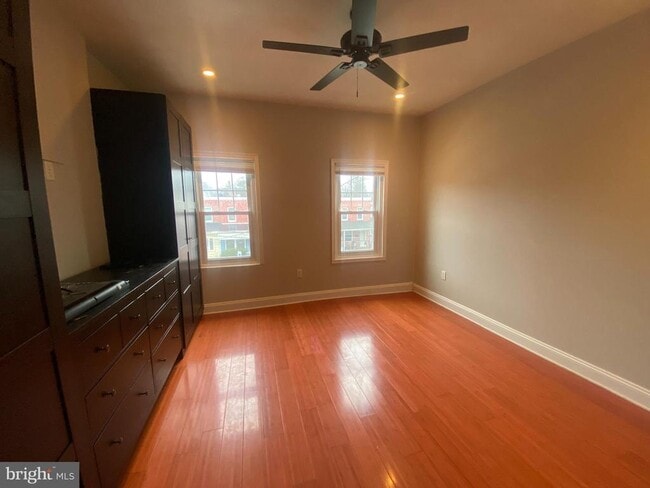 Building Photo - 140 Walnut Ave