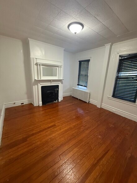 Building Photo - 22 Sherwood Ave