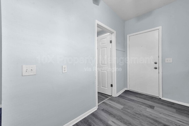 Building Photo - 1803 S 6th St