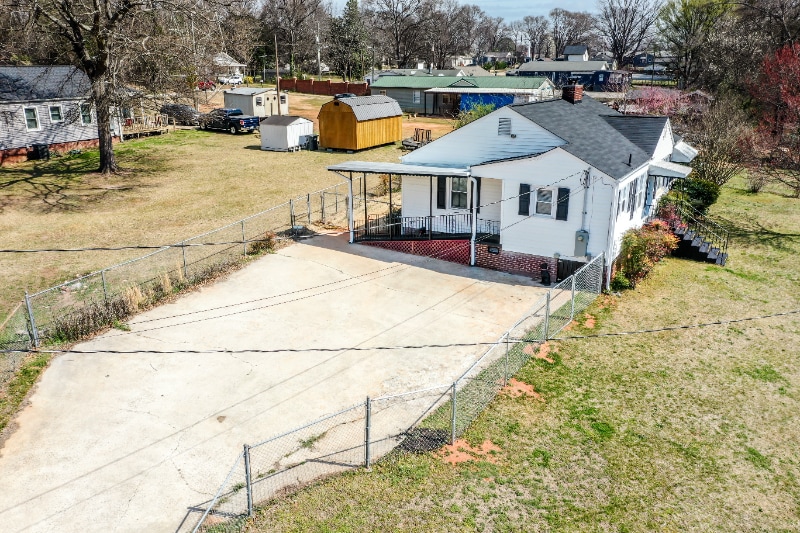 Building Photo - 218 Curtis Rd