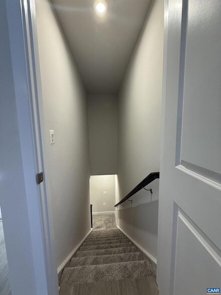 Building Photo - 5175 Lazy Branch Ln