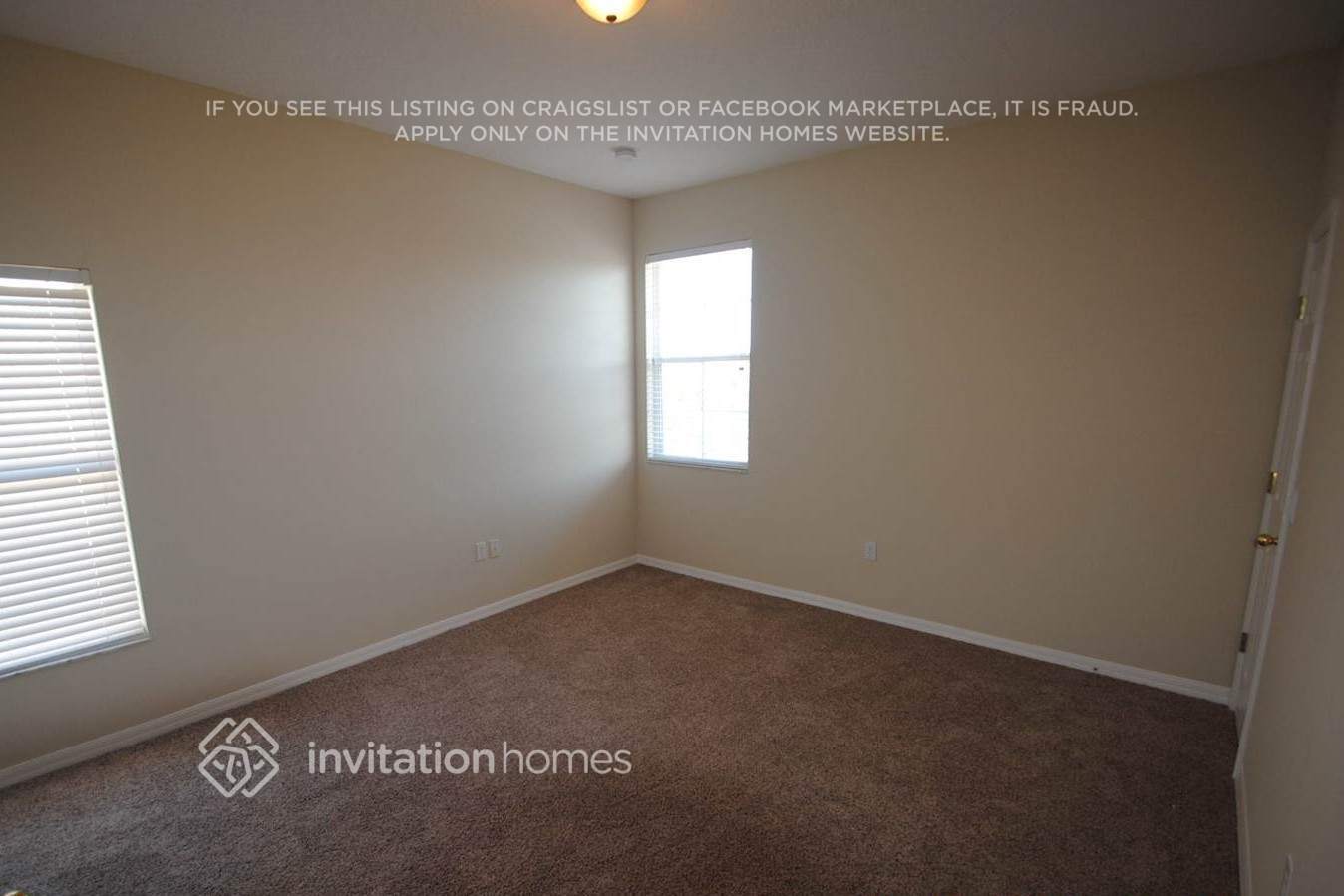 Building Photo - 3575 Somerset Cir