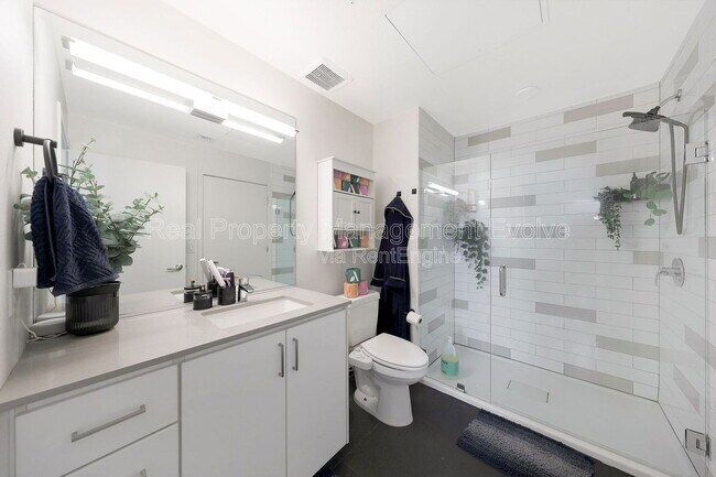 Building Photo - 1130 N 2nd St