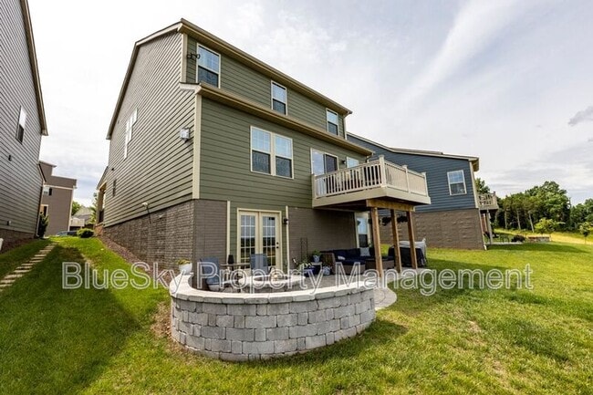 Building Photo - 1480 Delphi Ln