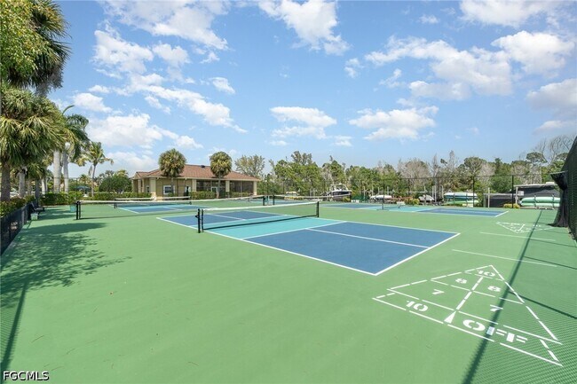 Building Photo - 1781 Four Mile Cove Pkwy