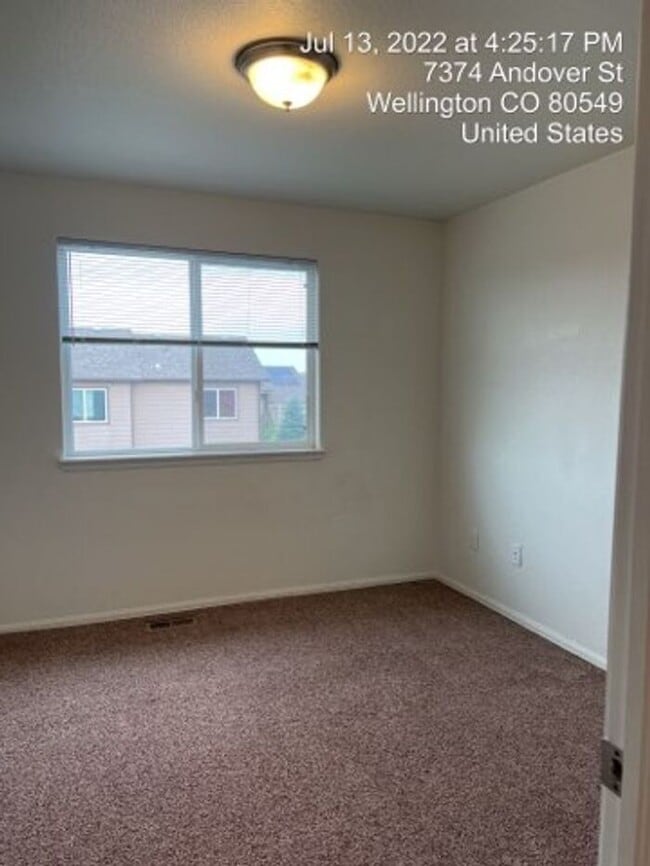 Building Photo - Tri-level in Park Meadows Subdivision- Wel...