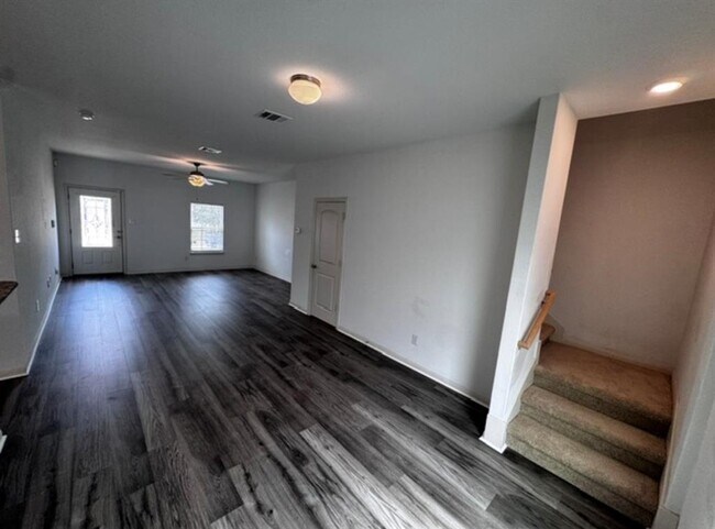 Building Photo - 13713 Henry Wallace Ln
