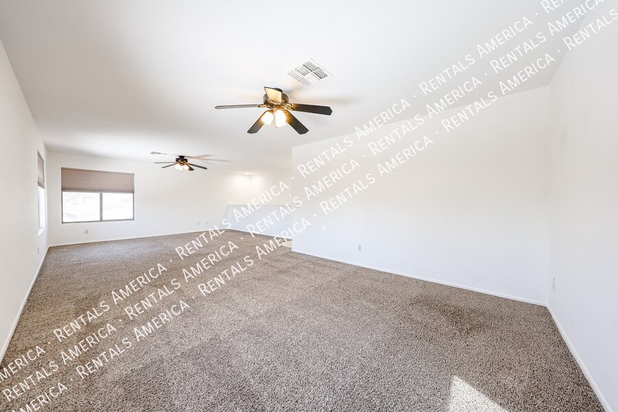 Building Photo - 13041 W Mauna Loa Ln