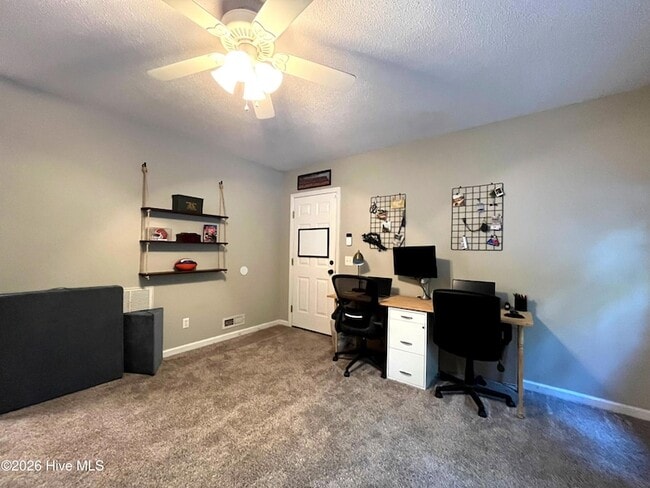Building Photo - 2400 Longleaf Dr SW