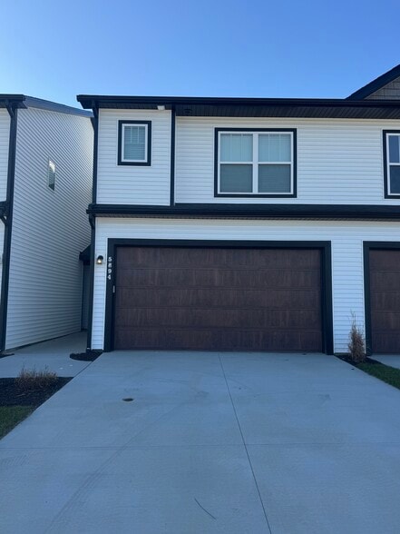 Primary Photo - 5894 Butterfield Ct