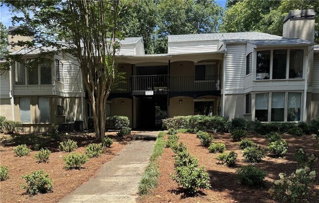 Building Photo - 5005 Wingate Way