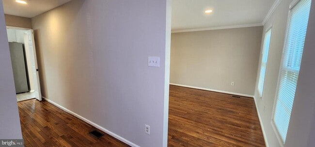 Building Photo - 3145 Elmmede Rd