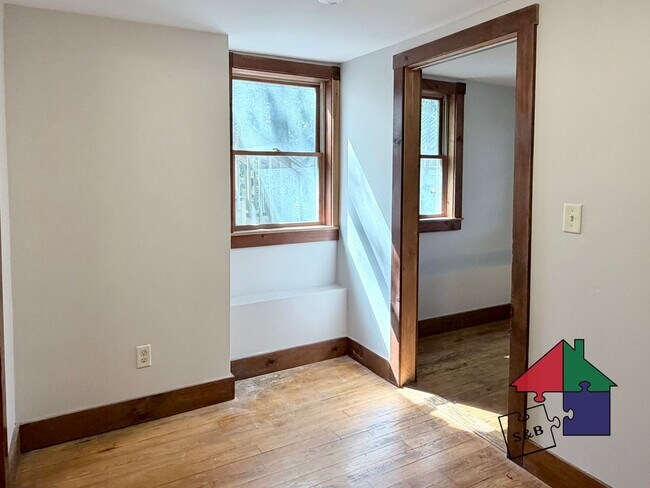 Building Photo - 34 Highland Ave