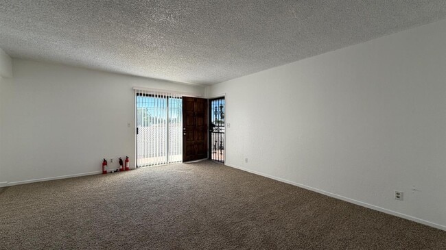 Building Photo - 2514 E Andrews Ave