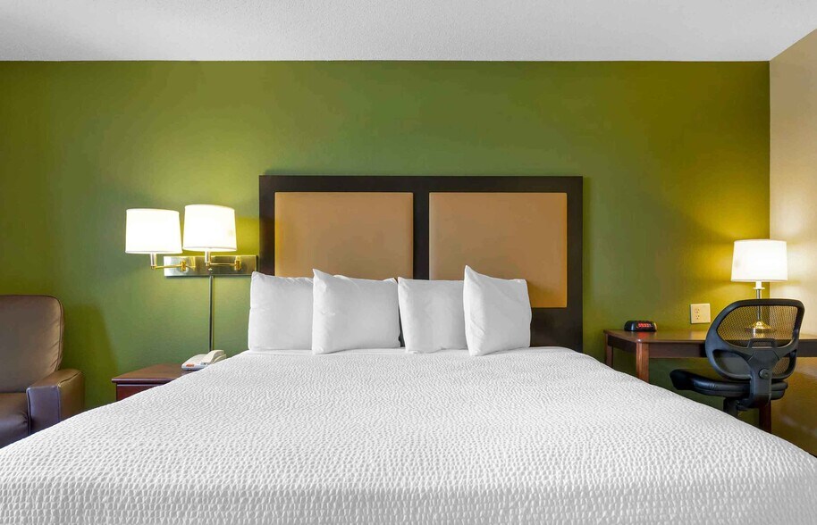 Building Photo - Furnished Studio-Atlanta - Alpharetta - No...