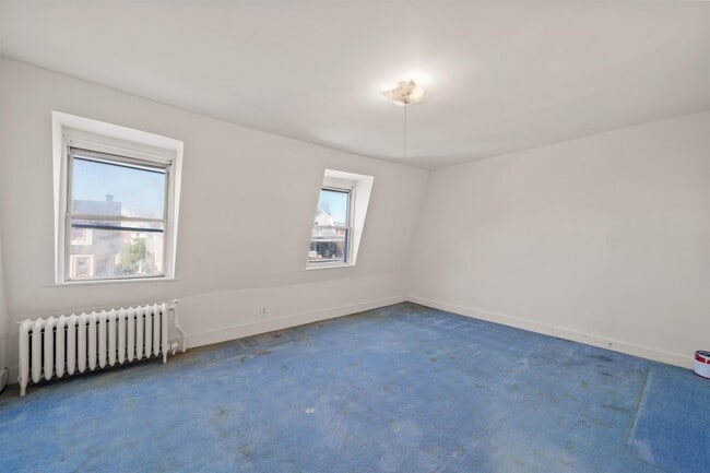 Building Photo - 391 Fairmount Ave