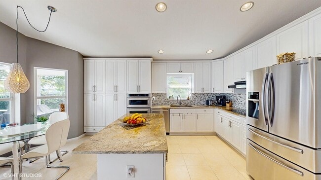 Building Photo - 15151 Banbury Ct